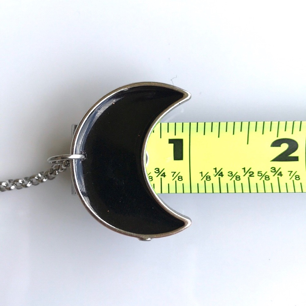 Black resin & glitter moon steel lariat necklace - Picture 10 of 11